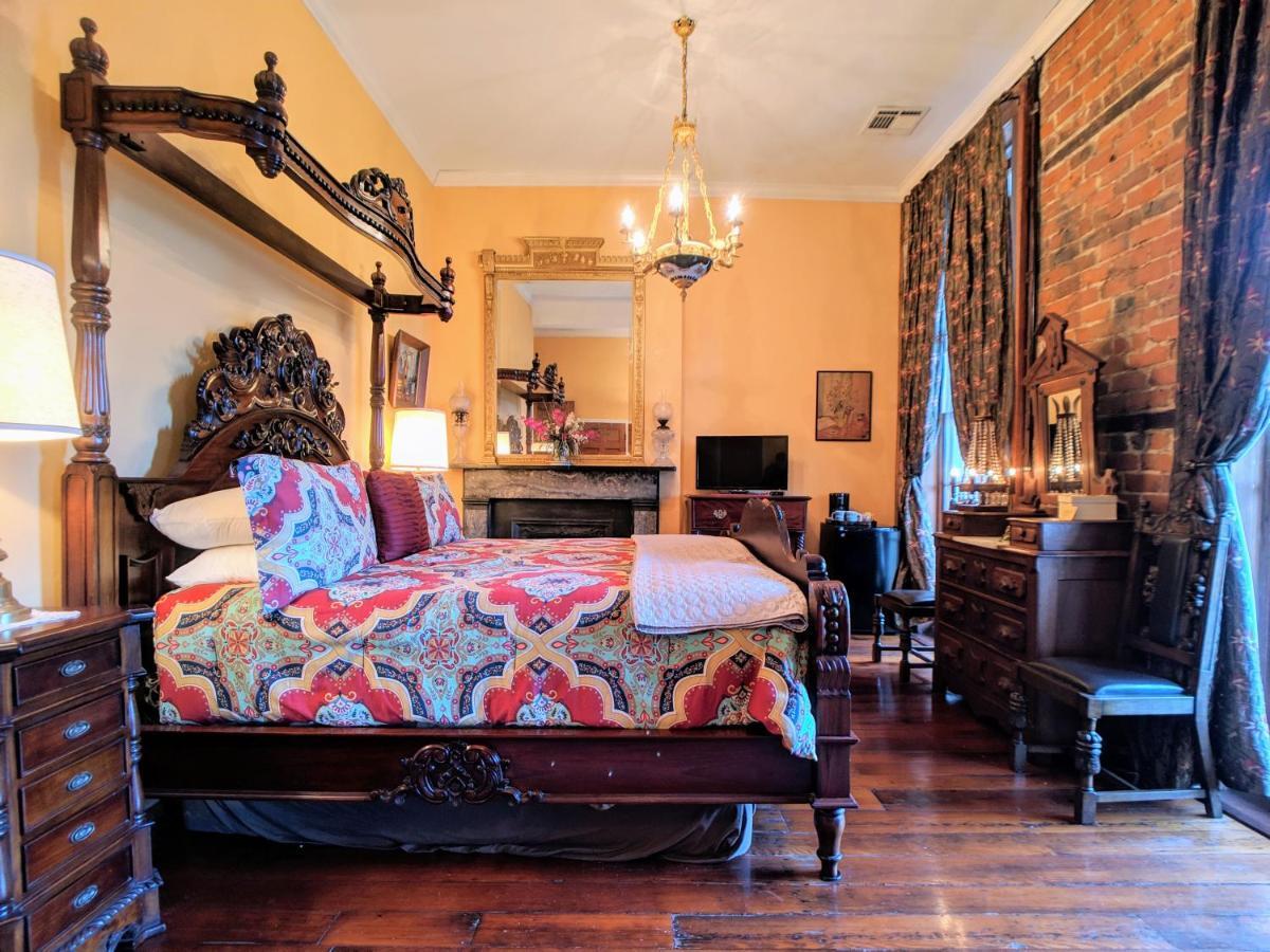 King Room with Balcony